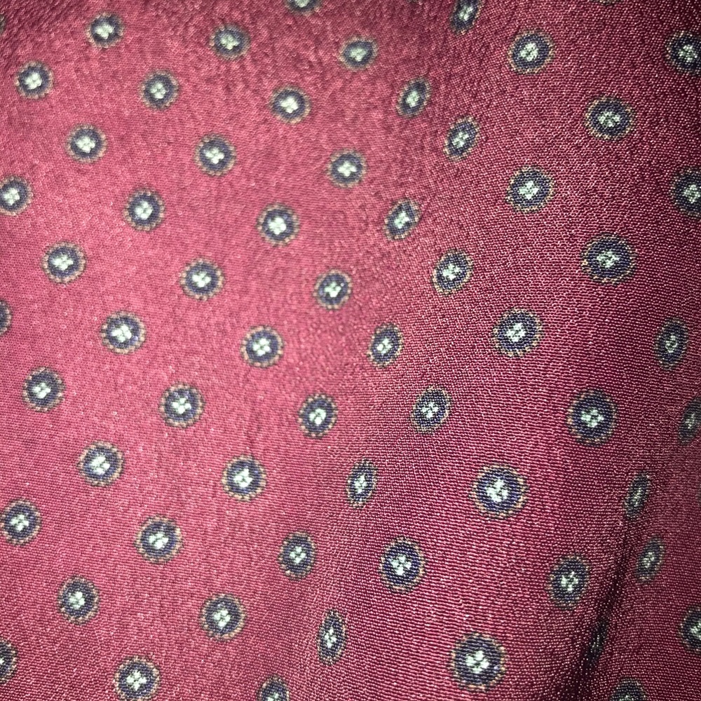 Beautiful Blouse! - Picture 4 of 5